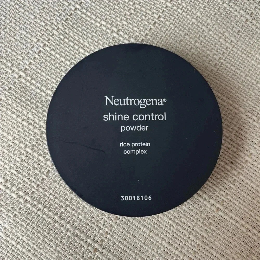 *NEVER USED* Makeup Bag, Hair Ties, Shine Control Powder, and Highlighter Bundle